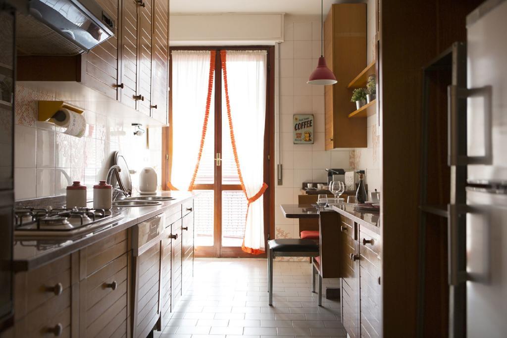 Fiera Monterosa 11 Apartment Milan Room photo